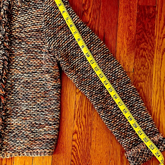 Paper White NWT zip closure cardigan sweater size large. - Picture 4 of 9